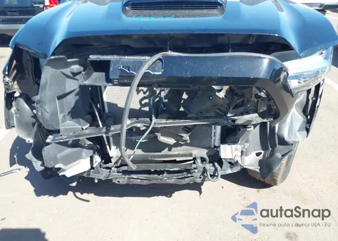 2021 Toyota Tacoma Trd Sport z USA, uszkodzony, nr VIN 3TMBZ5DN3MM030923